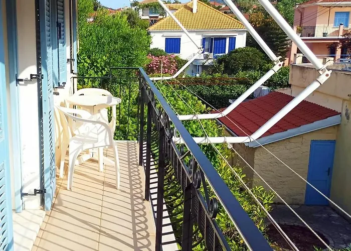 Lourantos Bayside Apartments